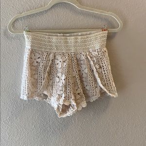 No Boundaries Medium Shorts